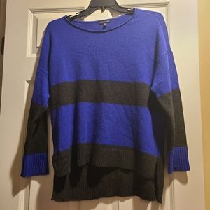 COPY - Purple Sweater size Large